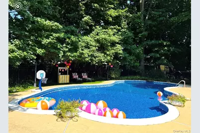 5 Wendover Road, Setauket, NY 11733 - Photo 46