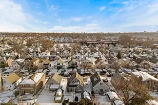 163-37 20th Ave, Whitestone, NY 11357 - Photo 34