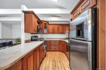 427 Helene Avenue, Shirley, NY 11967 - Photo 14