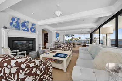 336 Mariposa Drive, Oyster Bay, NY 11771 - Photo 8