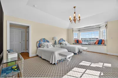 336 Mariposa Drive, Oyster Bay, NY 11771 - Photo 30