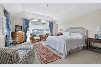 336 Mariposa Drive, Oyster Bay, NY 11771 - Photo 26