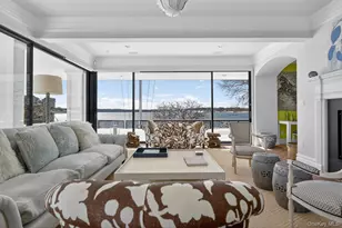 336 Mariposa Dr, Oyster Bay, NY 11771 - Photo 16