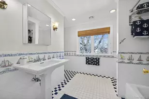 336 Mariposa Dr, Oyster Bay, NY 11771 - Photo 36