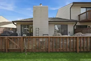 31 Stanford Ct, Wantagh, NY 11793 - Photo 24