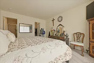 31 Stanford Ct, Wantagh, NY 11793 - Photo 18