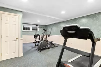 922 Leeds Drive, North Bellmore, NY 11710 - Photo 24