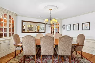 922 Leeds Dr, North Bellmore, NY 11710 - Photo 4