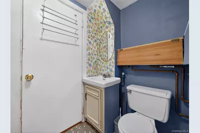 325 Haverstraw Road, Montebello, NY 10901 - Photo 16