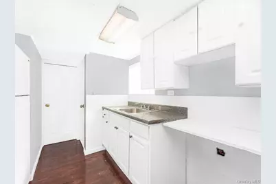 555 Kimball Avenue, Yonkers, NY 10704 - Photo 20