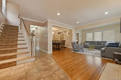 227 Colony Street, West Hempstead, NY 11552 - Photo 4
