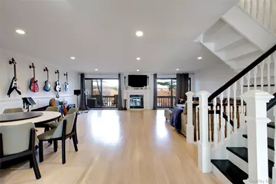 17 John Bean Court #17, Port Washington, NY 11050 - Photo 2