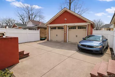 14516 110th Avenue, Jamaica, NY 11435 - Photo 6