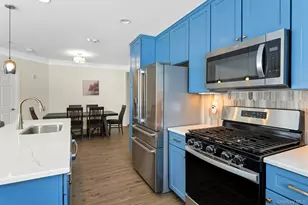 2004 Bennington Dr, Fishkill, NY 12524 - Photo 12