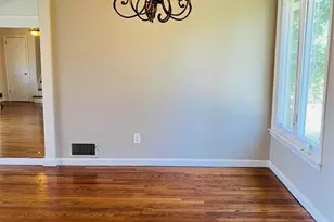 40 Willets Dr, Syosset, NY 11791 - Photo 8