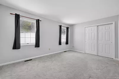 2003 Regent, Mount Kisco, NY 10549 - Photo 24