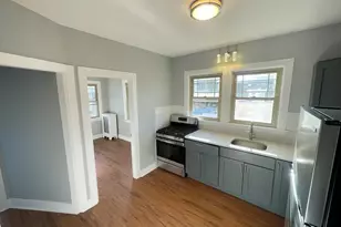 42 Alder St, Yonkers, NY 10701 - Photo 6