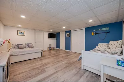 525 Rocky Point Road, East Marion, NY 11939 - Photo 22