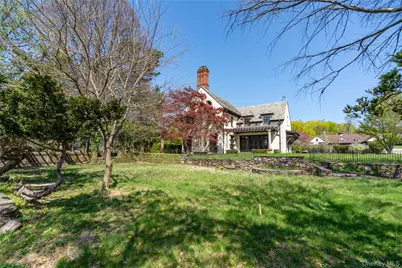 203 Store Hill Road, Old Westbury, NY 11568 - Photo 40
