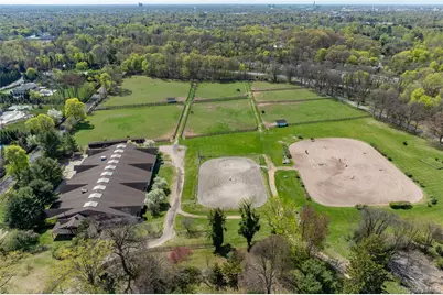 203 Store Hill Road, Old Westbury, NY 11568 - Photo 46