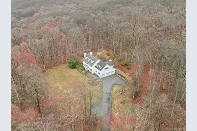 580 Oscawana Lake Road, Putnam Valley, NY 10579 - Photo 2