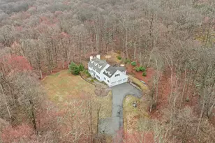 580 Oscawana Lake Rd, Putnam Valley, NY 10579 - Photo 2