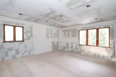 38 Milland Drive, Northport, NY 11768 - Photo 10