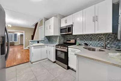 10743 128th Street, Richmond Hill, NY 11419 - Photo 2