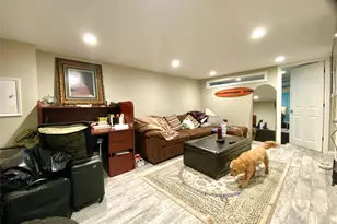 3070 Lowell Ave, Wantagh, NY 11793 - Photo 14