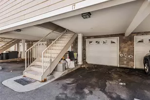 330 Maple Ave, Westbury, NY 11590 - Photo 18