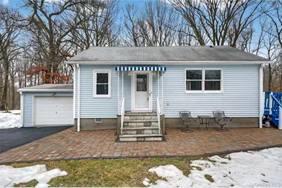 38 N 1st Street, Cortlandt Manor, NY 10567 - Photo 4