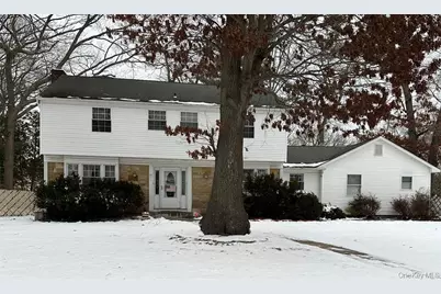 27 Whitmore Lane, Coram, NY 11727 - Photo 1