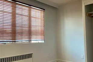 336 Scranton Ave, Lynbrook, NY 11563 - Photo 8