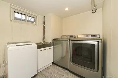 222-03 Kingsbury Avenue, Bayside, NY 11364 - Photo 28