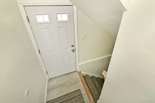 222-03 Kingsbury Ave, Bayside, NY 11364 - Photo 22