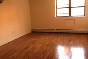 12 Brooklyn Ave, Valley Stream, NY 11581 - Photo 4