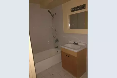 12 Brooklyn Avenue, Valley Stream, NY 11581 - Photo 6