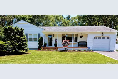 362 Easton Street, Ronkonkoma, NY 11779 - Photo 2
