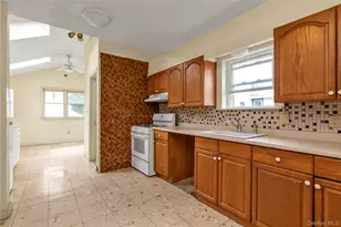 46 Denton Ave, East Rockaway, NY 11518 - Photo 10
