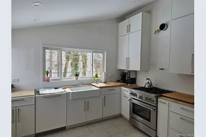 25 Fuller Street, Dix Hills, NY 11746 - Photo 6