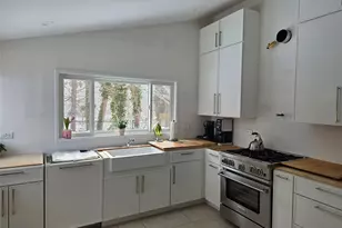 25 Fuller St, Dix Hills, NY 11746 - Photo 6