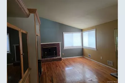 25 Fuller Street, Dix Hills, NY 11746 - Photo 14