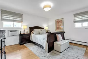 17 Meadowfield, Glen Cove, NY 11542 - Photo 16