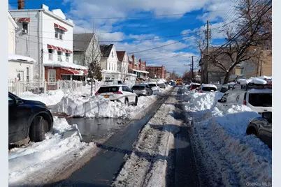 738 E 229th Street, Bronx, NY 10466 - Photo 4