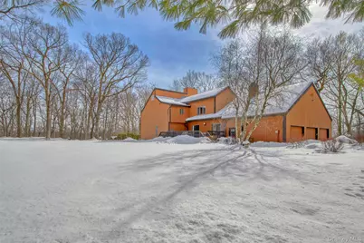 19 Georgia Lane, Croton on Hudson, NY 10520 - Photo 2