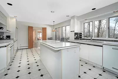 19 Georgia Lane, Croton on Hudson, NY 10520 - Photo 12