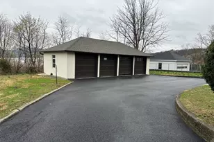 320 Simpson Pl, Peekskill, NY 10566 - Photo 18