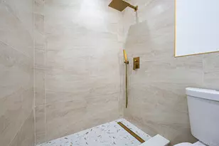 200 Evans Ave, Freeport, NY 11520 - Photo 14