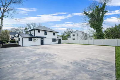 200 Evans Avenue, Freeport, NY 11520 - Photo 24