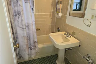 1530 Metropolitan Ave, Bronx, NY 10462 - Photo 6